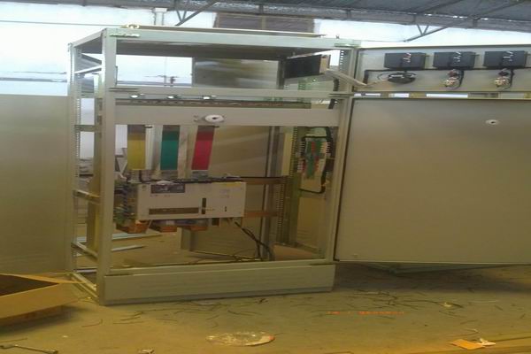 丹徒控制柜-3683品牌总闸控制柜的使用原则